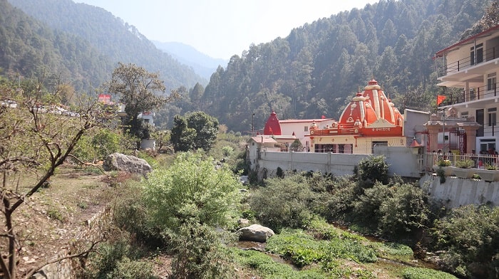 chamatkari-neem-karoli-baba-ashram