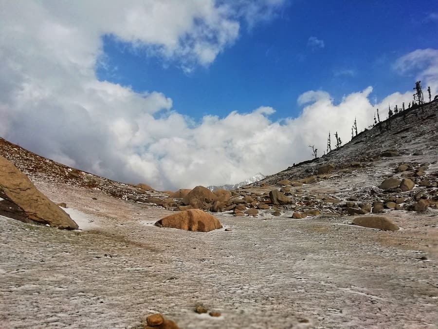 kareri-lake-trek-october